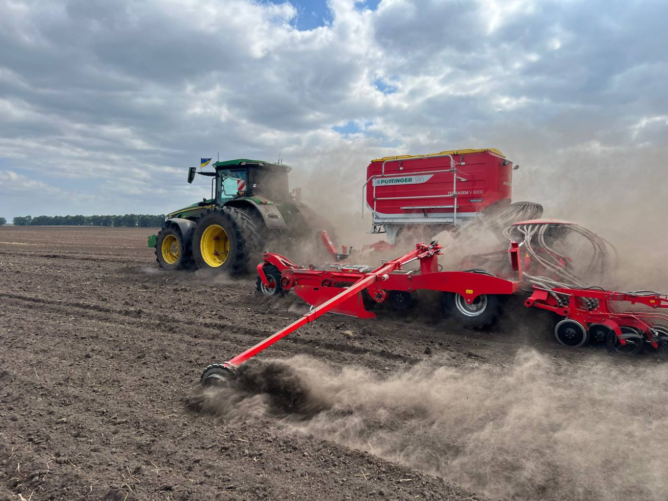 Універсальний посівний комплекс Pöttinger Terrasem V 8000