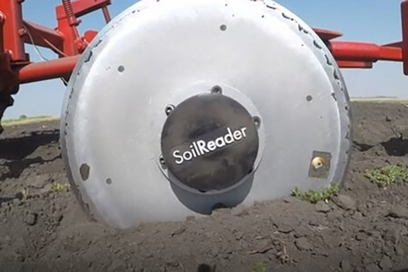  Робоча глибина занурення SoilReader у ґрунт становить приблизно 15 см, але в разі потреби занурення на більшу глибину можна встановити диск більшого діаметра