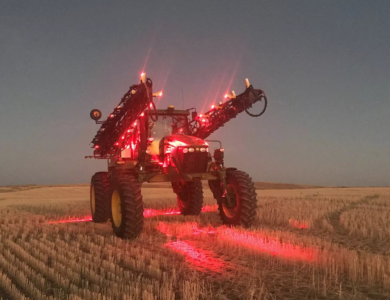 Червоні світлодіоди перевершують сині в технології Precision Spraying 