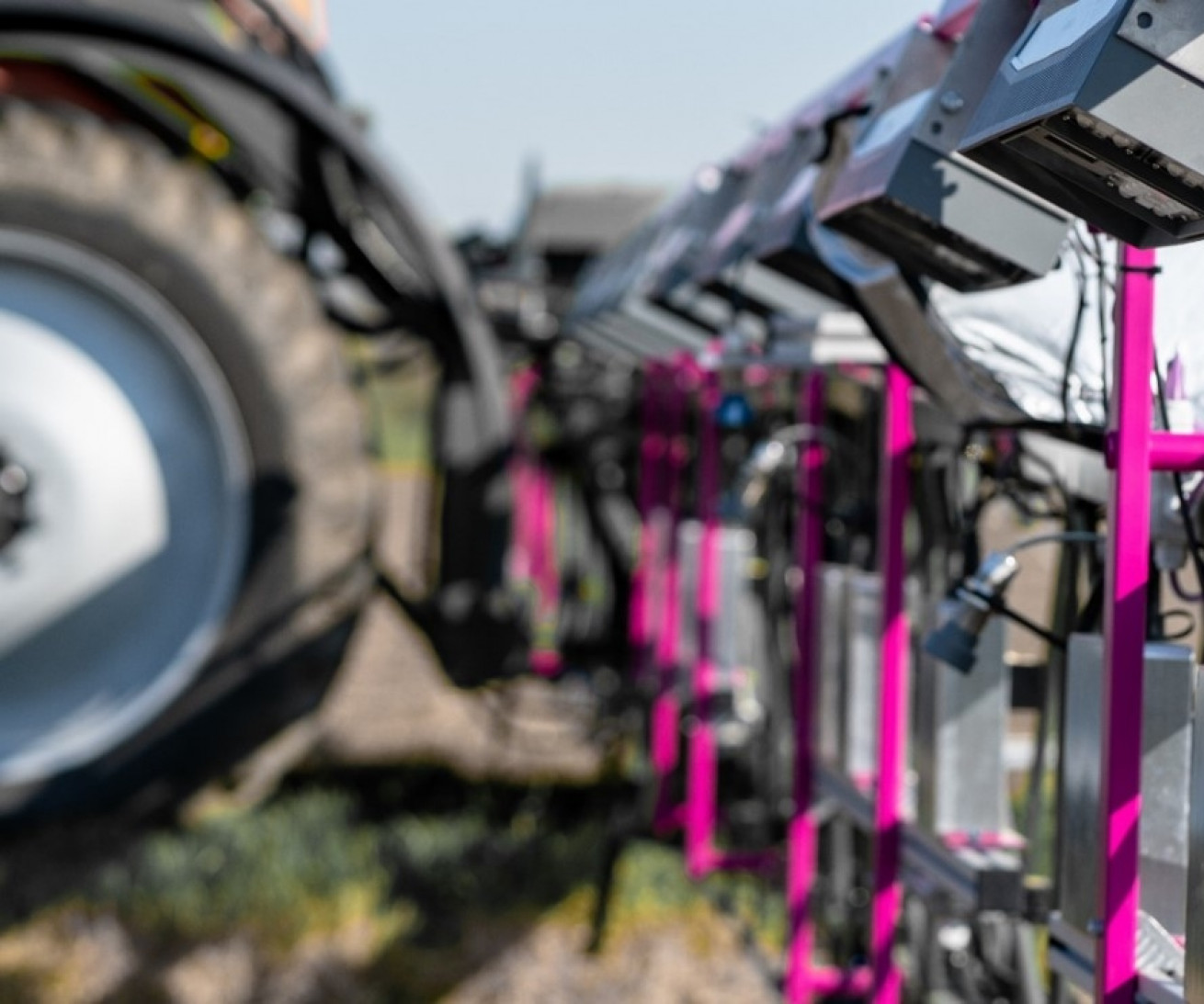  Smart Spraying — технологія розпізнавання бур’янів та точкового оброблення поля