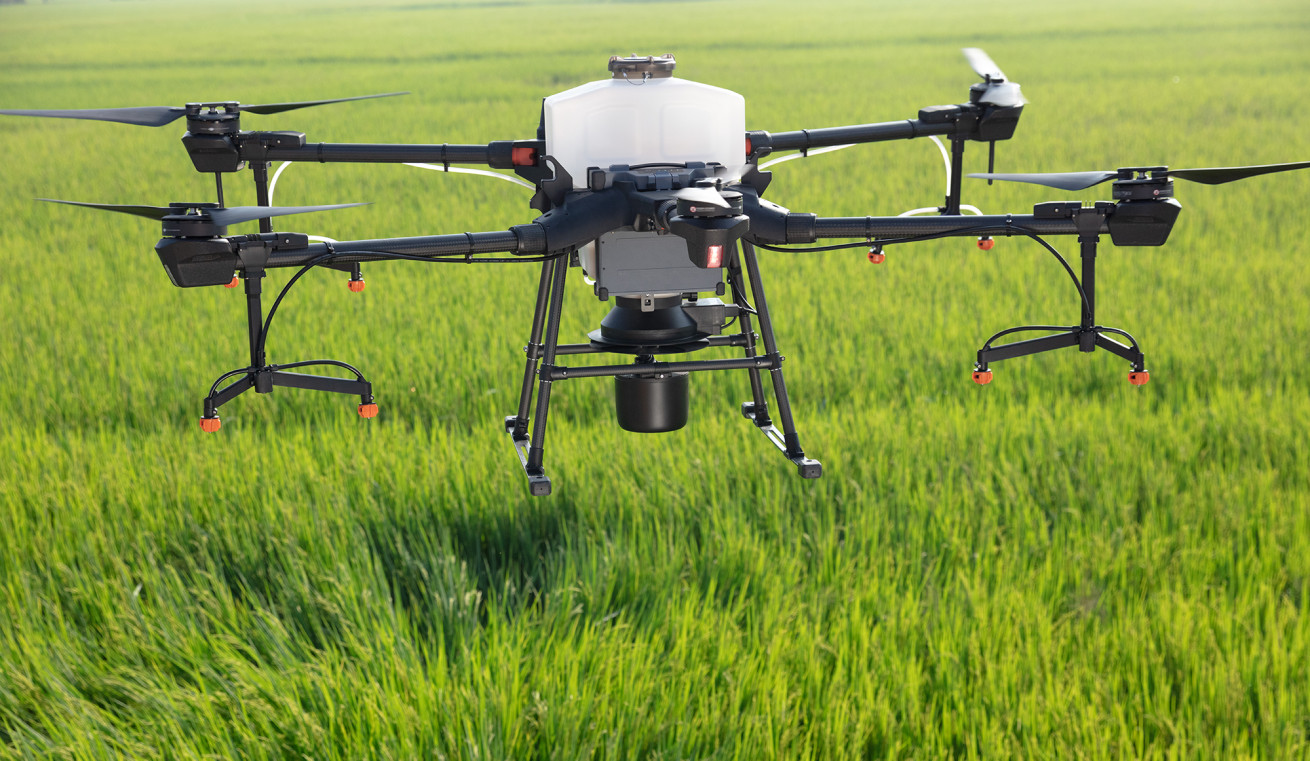  Сільськогосподарський коптер  DJI Agras T20 з системою обприскування
